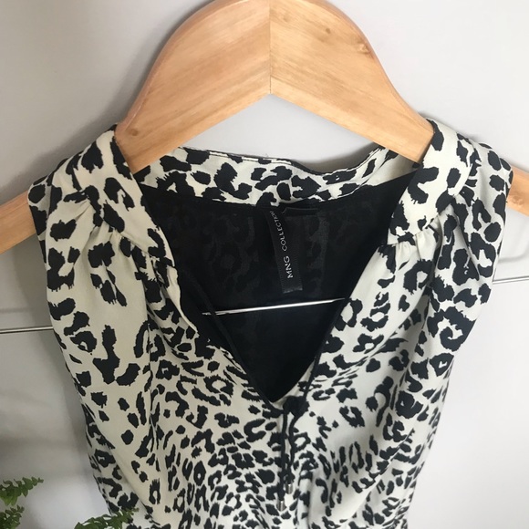 Dress - Picture 7 of 8